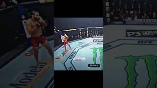 Jorge Masvidal FAKE flying knee on Nate Diaz