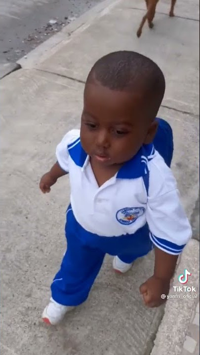 Yanfri walking like a man 🔥