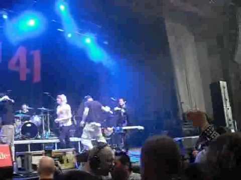 Sum 41 - Part of "Were All To Blame" Live @ T - Mobile Extreme Playgrounds Duisburg 25.04.2010
