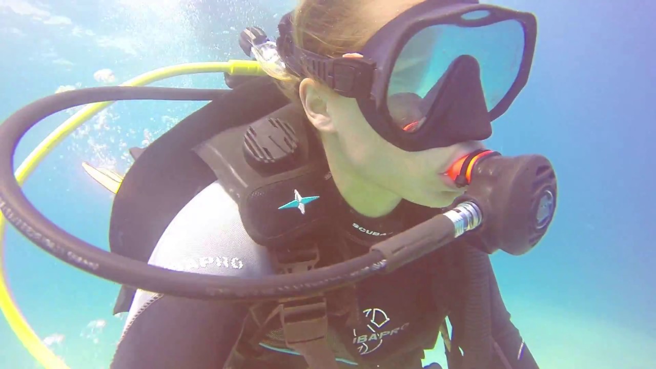 Diving in Cabo, Private Boat and Guide.