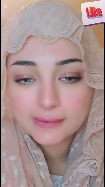 Bule Cantik Rusia Muslimah Berhijab Sangat Anggun Mempesona #bule #turist #russiangirls #hijaber