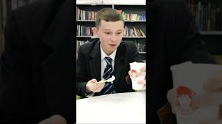 Wendy's Frosty reviewed by British Highschoolers!