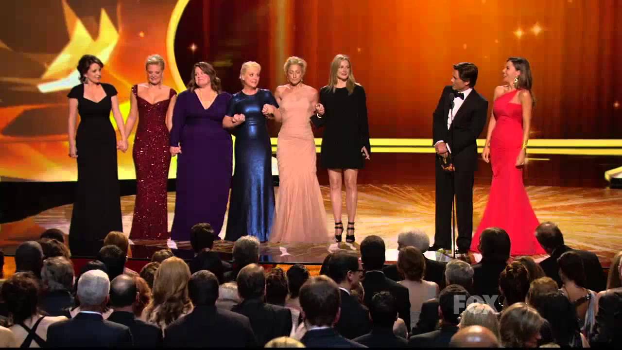 Melissa Mccarthy Wins An Emmy Award For Mike And Molly 2011