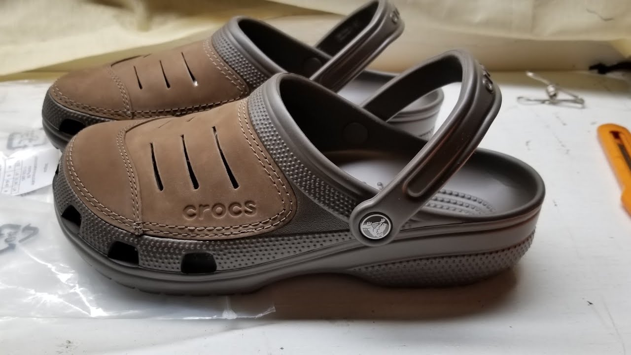 Total 99+ imagen leather crocs - Abzlocal.mx