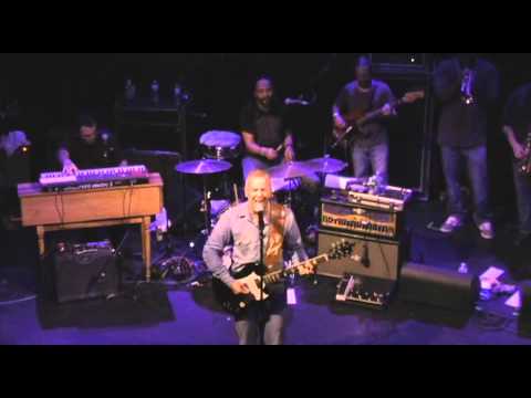 JJ Grey & Mofro live at the Freebird 2011-01-01 - The Sun Is Shining Down