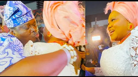 See the Kiss! Muyiwa Ademola Gives Toyin Abraham a Warm Welcome at Warlord Premiere!