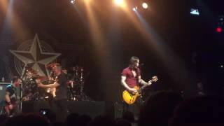 Alter Bridge - Crows On A Wire (Live) 02/04/17