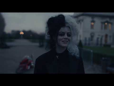 Cruella: Monologue at St.Regents Park