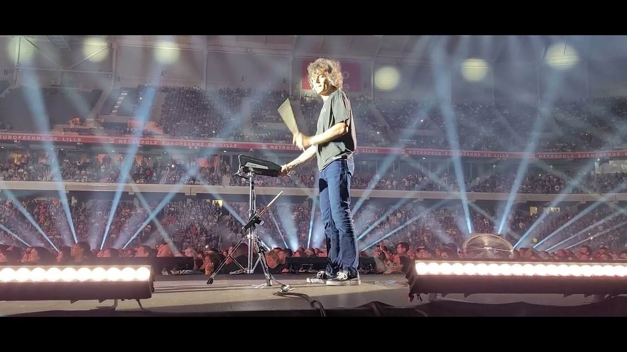 La Vie Est Belle Indochine Central Tour Lille 2