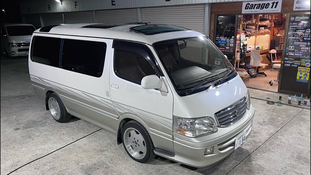 I bought a 100 series Hiace wagon on Yahoo Auctions. - YouTube