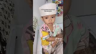 Bocil Mau Sholat Kebelet Pipis