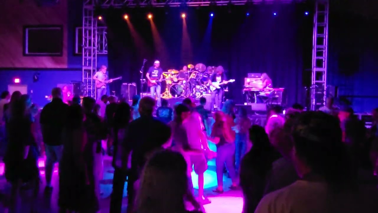 Cubensis 9-3-22 LoveLight w/Mark Karan-Ventura Music Hall