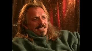 Download lagu Rik Mayall The Young Ones Extras 01 Creating The Young Ones