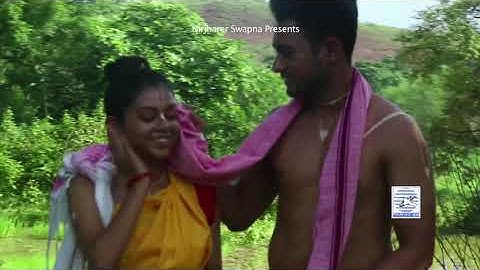 তোমার গরবে গরবিনী | Tomar Garabe Garabini | Geeta Dutta | Madhuram | Nirjharer Swapna