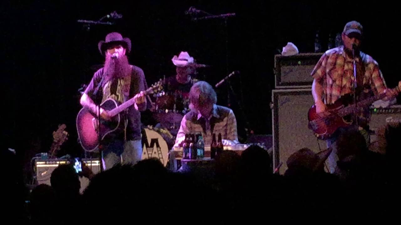 Cody Jinks Hippies And Cowboys Live Youtube cody jinks hippies and cowboys live