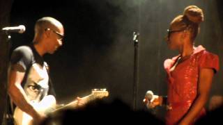 Raphael Saadiq - Day Dreams / Fever (avec Asa) - Live in Cognac (Jarnac) 2011