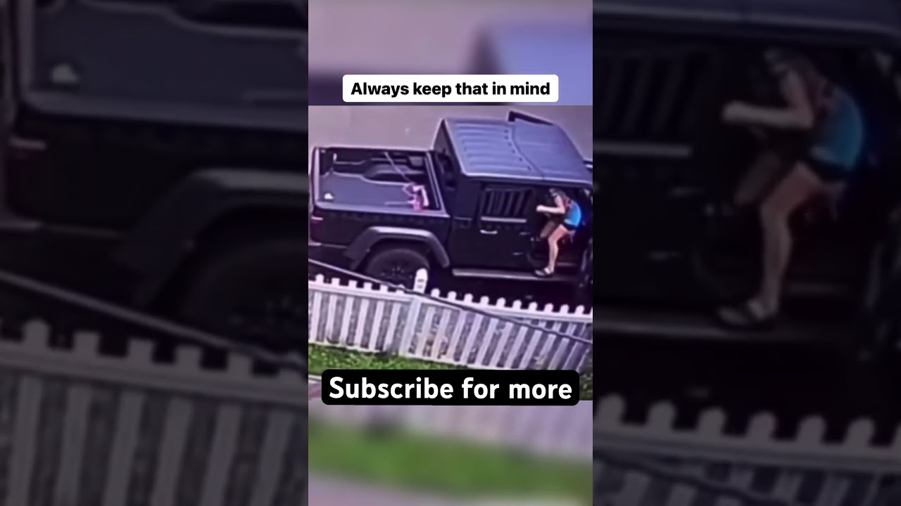 Girl gets her hand smashed in a car door 