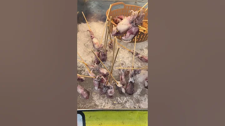 Grilled squid  #reels #food #yummmmy #streetfood #yummy #grilledsquid #viral ##youtube #shorts #fyp