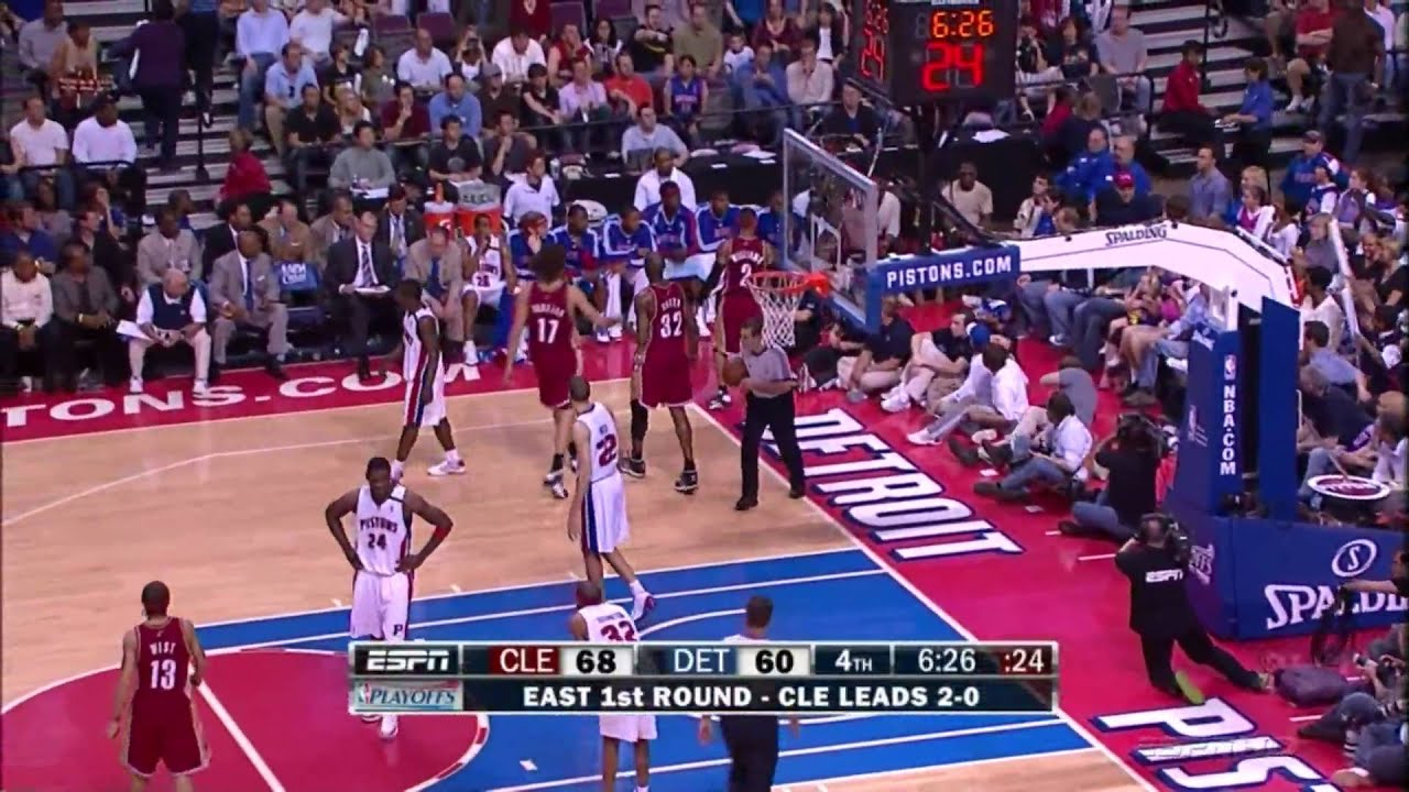 LeBron James Highlights Vs Pistons (09 Playoffs Game 3) YouTube