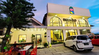 Eat at Western Food Cafe Near Pondok Gontor