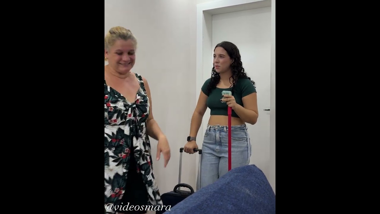 Filho leva a mãe pra mora coma sua irmã, veja o motivo