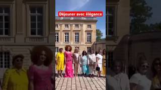 Déjeuner avec élégance #brigittemacron #paris