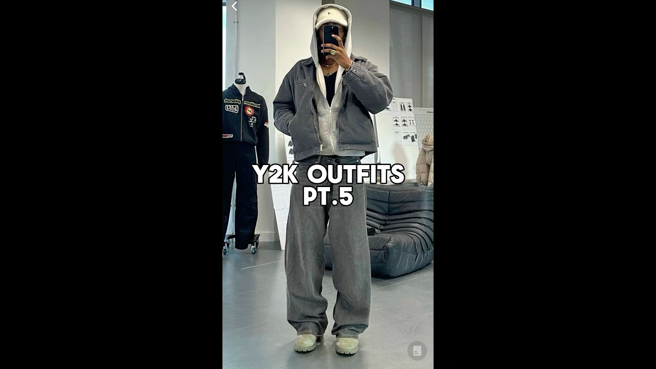 “Y2K Aesthetic: The Fashion That Changed The Game” 