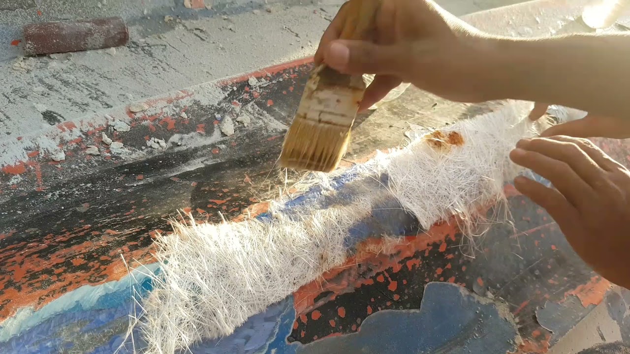 CARA MENAMBAL PERAHU BOCOR MENGGUNAKAN FIBERGLASS