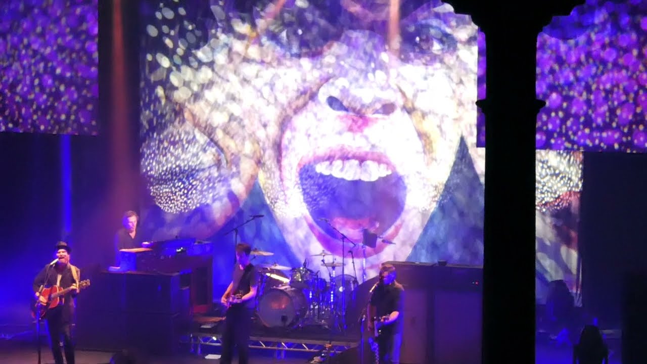 Supergrass live: All 13 songs from album in 2 minutes? I Should Coco! (Roundhouse, London, 21/5/25)