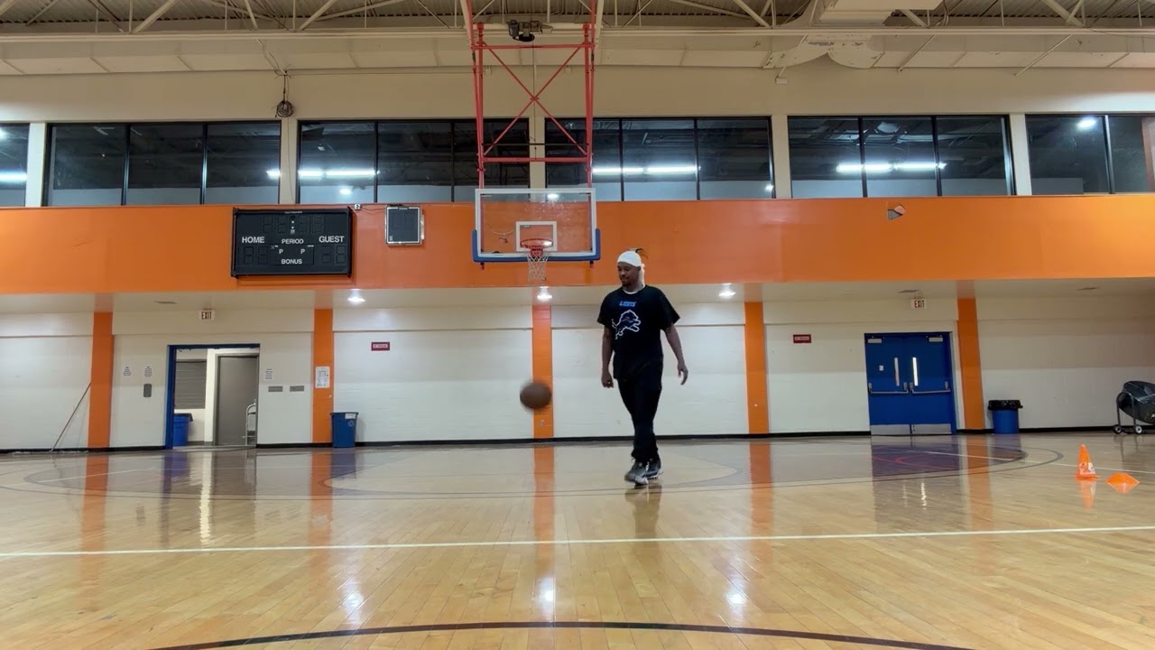 Meijer’s employee getting a workout