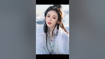 Mỹ nhân Tân Cương Cổ Lực Na Trát với bộ ảnh cổ trang trên mặt băng ví như tiên nữ hạ phàm #shorts