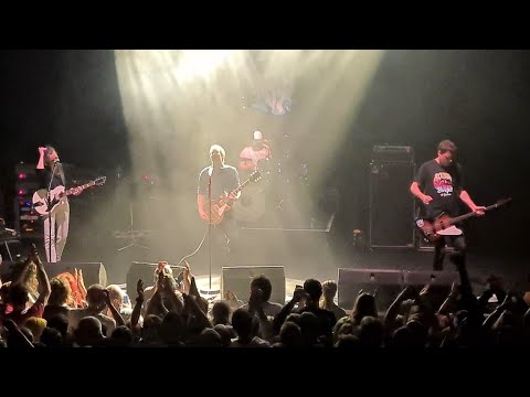 Ash | Shining Light Live @ Birmingham O2 Institute | 17th September 2022