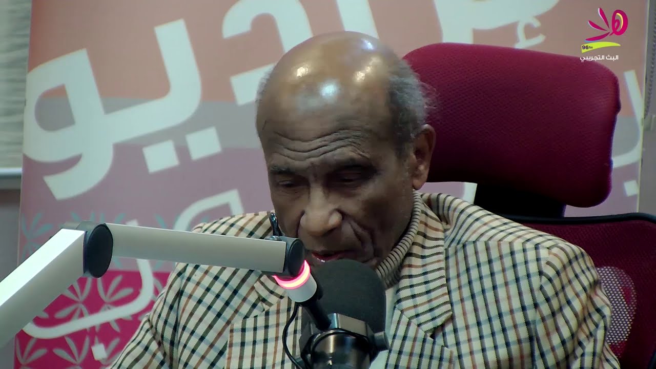 صفحات - مع منصور خالد