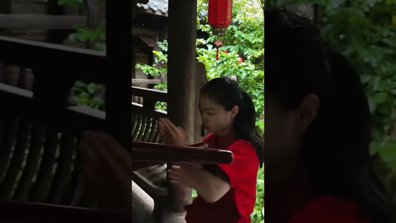 Watch WING CHUN HAND 23 on YouTube Watch WING CHUN HAND 23 on YouTube