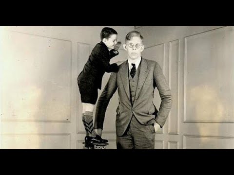 Video: A Rare Color Video Has Been Published With The Tallest Man On Earth Who Died In 1940 - Alternative View