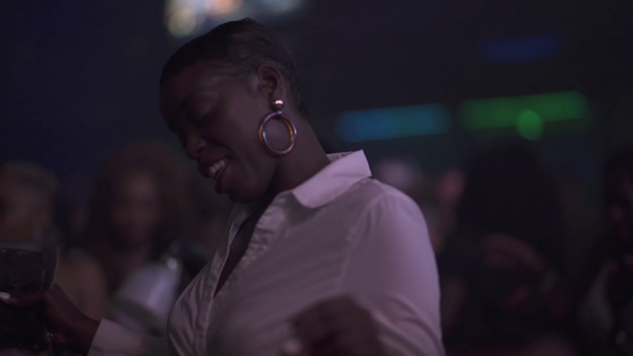 Soul Kitchen - Entourage Trailer - YouTube