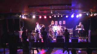 borderless  live at megastone
