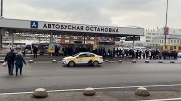 Какие автобусы стоят на Садоводе