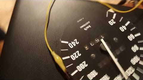 E30 restored speedometer