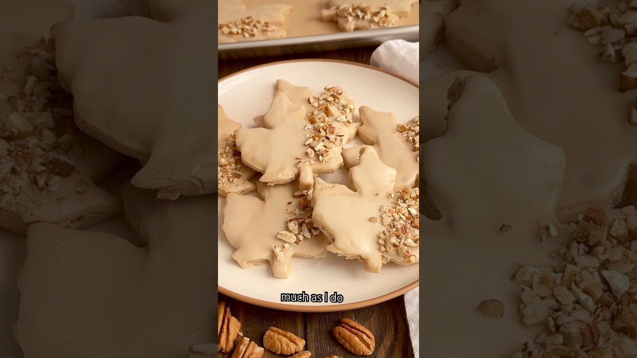 Maple Pecan Shortbread Cookies