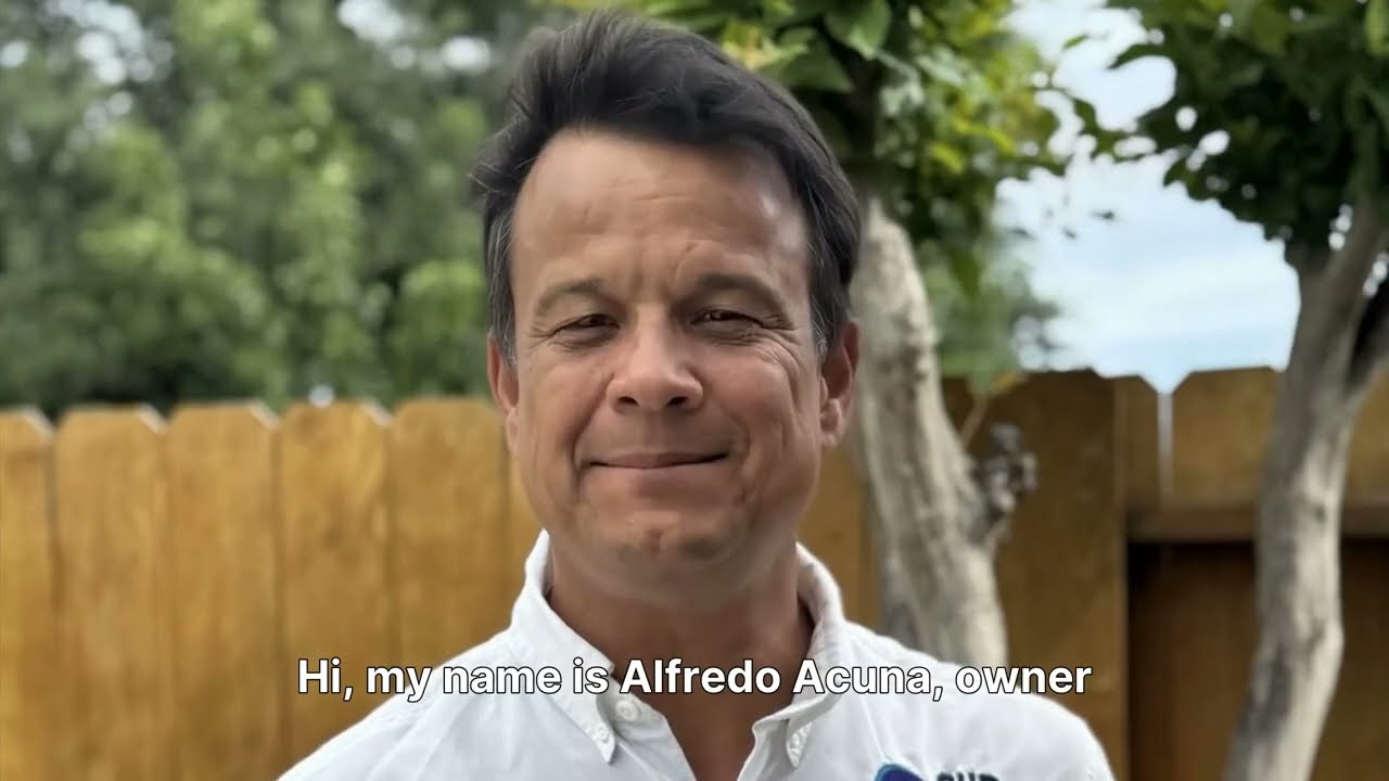 Custom pool builder Alfredo Acuña presenting CHR Builder pool construction services in Houston and Katy Texas