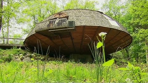 Dome home moves to keep up with sun