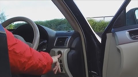 Should you warm up your car’s engine before driving off on a cold winter’s morning?