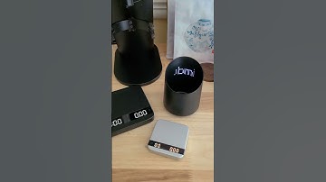 Got a few more scales recently! This is the Subminimal Subscale. Cool name Cool product (see dscptn)