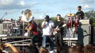 The Roots performing &quot;Game Theory&quot; at Common Ground 2009