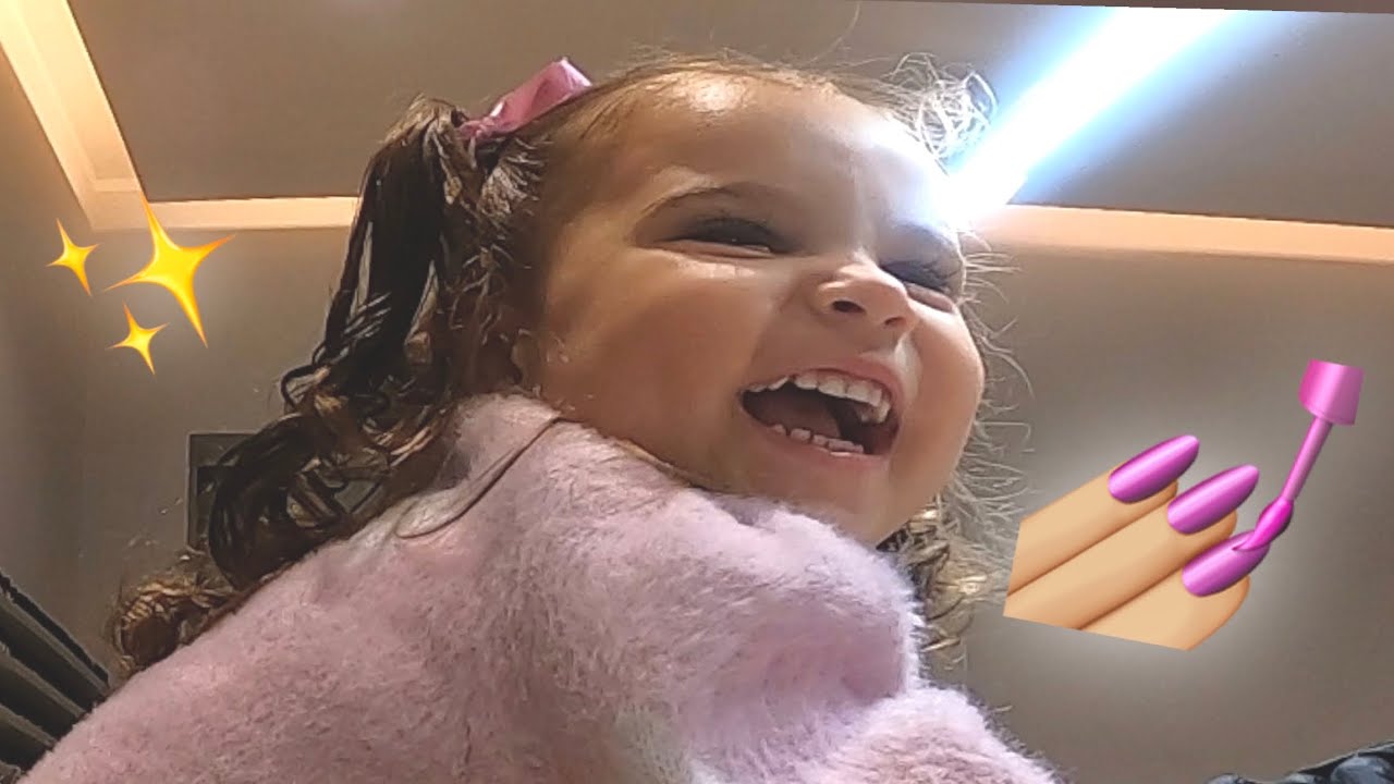 IMANI MACHT IHRE NÄGEL 💅 | Nader Louisa