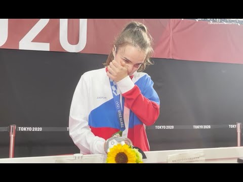 Вяхирева РЫДАЕТ после поражения в гандбольном финале: «ВСЕ МОЖЕТ КОНЧИТЬСЯ ПЛАЧЕВНО»