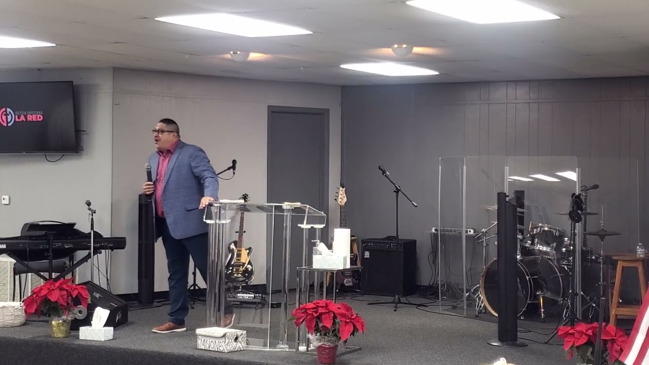 Pastor (Roberto Gauna) 