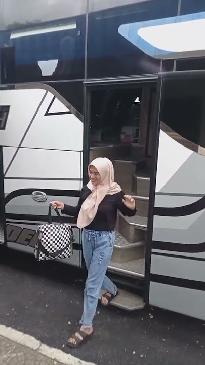 Pergi merantau naik bus🤣 #lucu #ngakak #komedi #fypyoutube #shortsvideo