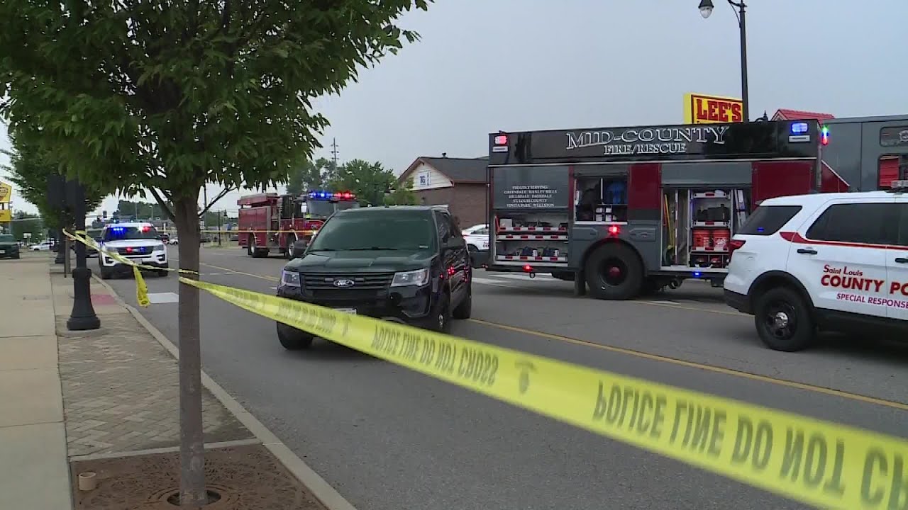 Police chase ends in North St. Louis County - YouTube